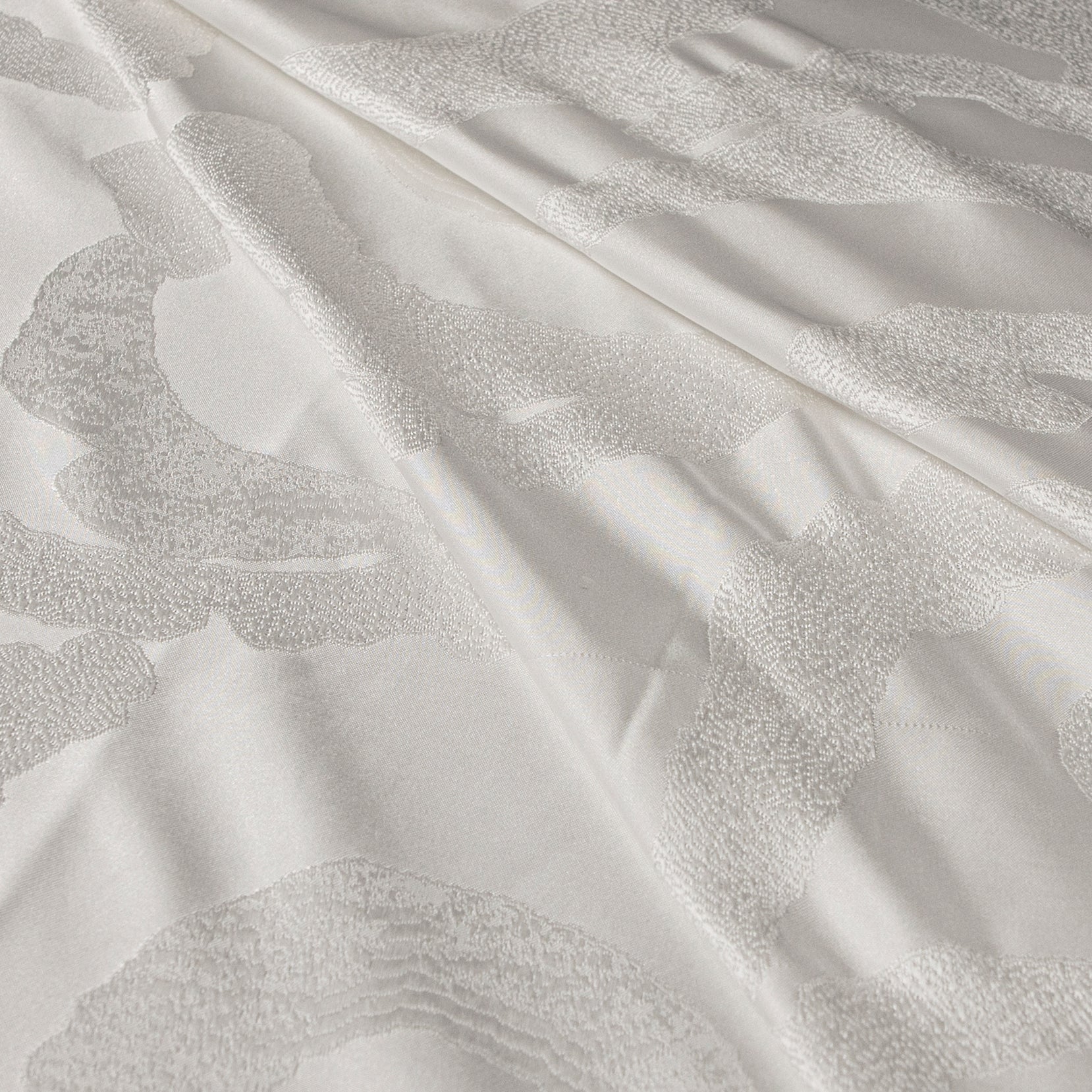 Tablecloth Scroll White